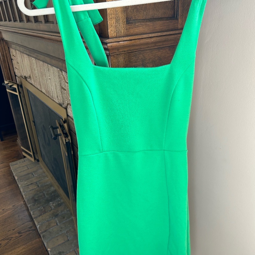 Green mini dress with tie sleeves
